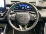 【純正革巻きステアリング】上質な革を使用することで、手にしっかり馴染みとても運転しやすいハンドルです♪