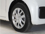 認定中古車では、厳しいHonda認定基準をクリアした厳選されたHonda認定中古車のみ、取り扱っております。「ご購入前の安心」「納車後の信頼」を車両と一緒に提供しております。
