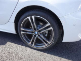 BMWエマージェンシーサービスも付帯しております。深夜のお時間や弊社担当者又は、弊社定休日で連絡が繋がらない場合エマージェンシーサービスがお役にたちます。BMWメーカーと連携しカーライフをサポート致します。