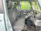 運転席シート廻りは使用感も少なく、良好な状態となっています。丁寧に使われていたことがよくわかりますね。