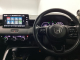 ホンダ純正メモリーナビ搭載なので、遠方へのドライブもお任せ下さい!ステアリング左手側にオーディオ関連のコントロールスイッチを配置しています。操作時は視線を逸らすことなく運転に集中できます