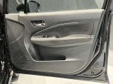 運転席ドアの内張☆パワーウィンドウです♪