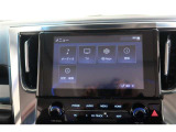 最近の車では多くなってきたディスプレイオーディオ、フルセグTV付いています。ナビと音楽はお手持ちのスマホと連携してお使いできます!
