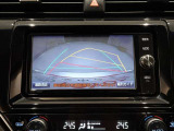 バックガイドモニター装備で後方の安全確認や車両姿勢の把握がしやすいです。