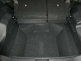 広々としたラゲージスペースを備えています。ライフスタイルに合わせていろいろな物を積み込めます!
