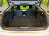 後席を格納すると、これだけの広さが!シーンに合わせたシートアレンジで、大きな荷物も積むことが出来ます♪