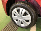 フルホイールキャップはいてます。