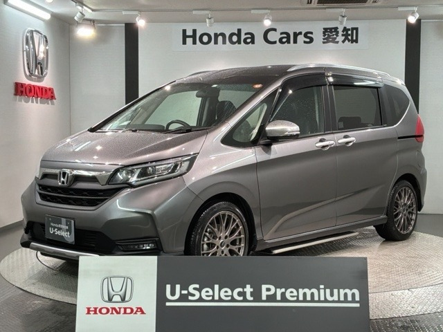 フリード+  1.5 ハイブリッド クロスター