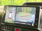【パノラマモニター】専用のカメラにより、上から見下ろしたような視点で360度クルマの周囲を確認することができます☆死角部分も確認しやすく、狭い場所での切り返しや駐車もスムーズに行えます。