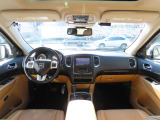 光岡自動車は、お客様と夢、希望、喜びを共有する楽しいクルマづくりと販売・サービスを通じて社会に貢献し続けます。「独創的なクルマに乗る喜びを、より多くの人々に伝えたい」それが光岡自動車の原点です。