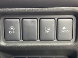 【三菱e-Assist】走行中に前方の車両等を認識し、衝突しそうな時は警報とブレーキで衝突回避と被害軽減をアシスト。より安全にドライブをお楽しみいただけます。
