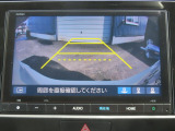 バックカメラ付き☆駐車の際に死角が確認でき安心です☆