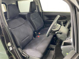 車を運転する際には運転席の存在は欠かせません。しっかりとチェックしたいポイントですね。