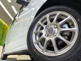 【14インチアルミホイール】外観にマッチしたアルミホイールを装着しております。各種アルミホイールや、スタッドレスタイヤも取扱いしております。是非ご相談ください♪