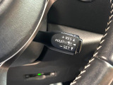 【レーダークルーズコントロール】高速道路での長距離走行が楽に!!自動で速度を保つクルーズコントロールが、衝突軽減システムと連携し、前方の車両を感知して車間を保つように速度調節してくれます!!
