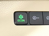 ★ECONスイッチ★ エコドライブを加速しよう!スイッチをONにすると、運転の仕方によるロスを抑え込み燃費をよくするようクルマが頑張ります(*^ー^*)燃費向上にチャレンジ♪