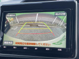 便利な【バックモニター】で安全確認もできます。駐車が苦手な方にもオススメな便利機能です。