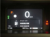 7インチの液晶メーターで、速度表示やHonda SENSING作動表示などを、分かりやすく表示 見やすさを追求したメーターです。