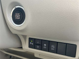 ■エンジン始動はプッシュボタン式で楽々です♪