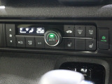フルオートエアコン装備。