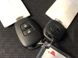 少し離れた場所からでもボタン一つでドアの開錠・施錠ができるのでとっても便利!ドアの鍵穴周りに傷をつけることもありません♪