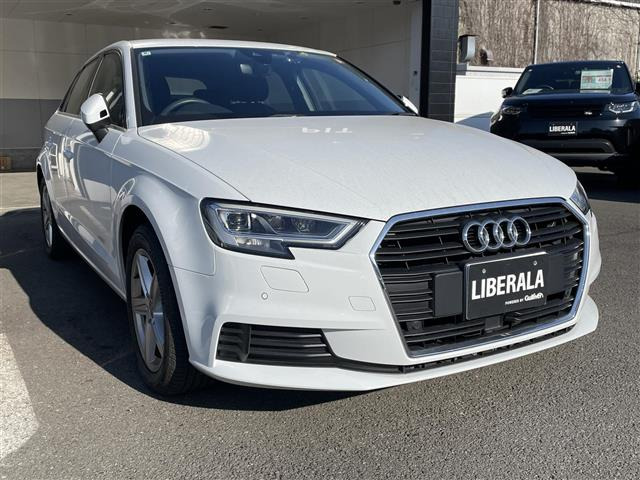 A3スポーツバック30 TFSI シグネチャーエディション修復歴無し