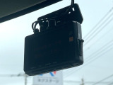 【ドライブレコーダー】ドライブレコーダー装備!走行中はもちろん、あおり運転や事故に遭遇した際、映像で記録し、万一のリスクに備えます。※記録用SDカードはお客様ご自身でご準備いただく必要があります。