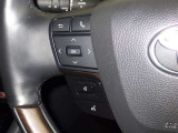 ステアリングスイッチ装備!運転しながら手元でオーディオの操作などができます。