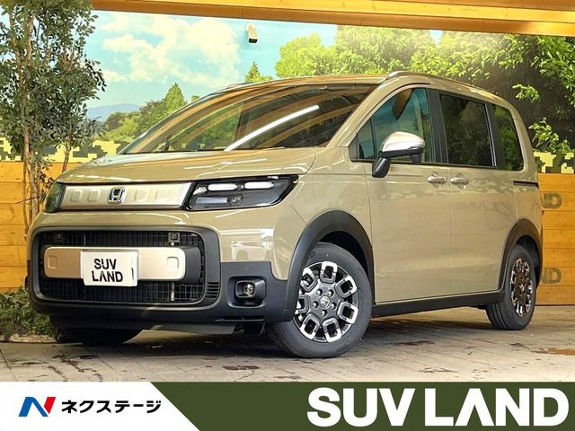 フリード 1.5 e:HEV クロスター