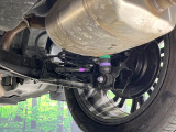お車を安心してお乗りいただく為には、足回りの定期点検が欠かせません。サービスサポート(有償保証)では無料点検もご提供しており、安心のカーライフをお過ごしいただけるサポート体制が整っています。