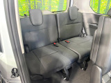 3列目シートはもちろん状態良好☆大人でもゆったりと座って頂けますので、大人数でのお出かけもラクラクです♪ご家族で、気の知れた仲間で、ドライブに行くのが楽しみですね♪