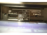 CD・DVD(再生機能)・ブルートゥース等を使用することができます。ロングドライブにスマホの大好きな曲を繋いで音を楽しみましょう?