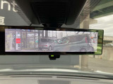 インテリジェント ルームミラーは、車両後方のカメラ映像をミラー面に映し出すので、車内の状況や、天候などに影響されずいつでもクリアな後方視界が得られます。