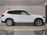 BMWでは重量配分にもこだわりがあり、FRモデルでは50:50とFFモデルでも60:40と前後の重量バランスにこだわり、軽快なハンドリングを実現しております。