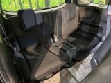 3列目シートはもちろん状態良好☆大人でもゆったりと座って頂けますので、大人数でのお出かけもラクラクです♪ご家族で、気の知れた仲間で、ドライブに行くのが楽しみですね♪