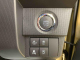 WEB掲載時にはお車に付いている装備と、様々な写真をたくさん載せるように心がけております。1台1台特徴をとらえたキャッチコメントを掲載しています。