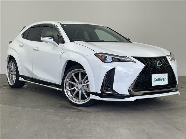 UX200 Fスポーツ本革シート サンルーフ