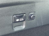 【AC100V】電化製品などの電子機器をコンセントに繋いで使用することが可能です!!キャンプなどのアウトドア時に非常に便利です♪