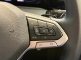 液晶メーターの操作ボタンです。車両情報やオーディオ、スピードメーターなどお好みの表示で設定いただけます。