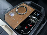 BMWライフをさらに素晴らしいものにするために、BMWカードもご用意しております。ご利用金額1,000円ごとに1ポイントたまります。BMW正規ディーラーでのご利用につきましてはポイントが2倍になります。
