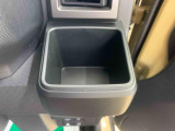 お車の状態をしっかりとお伝えするために1台の車両に付き40枚以上の画像を用意しております。外装はもちろん、室内の装備やお車の特徴などごらんください。
