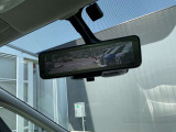 荷物をたくさん載せても後ろの確認が出来る便利なインテリジェントルームミラー!