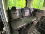 3列目シートはもちろん状態良好☆大人でもゆったりと座って頂けますので、大人数でのお出かけもラクラクです♪ご家族で、気の知れた仲間で、ドライブに行くのが楽しみですね♪
