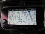 ナビ付きです。目的地を設定すれば、初めての場所でも簡単に行くことが出来ます。。