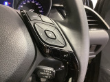 クルーズコントロールを装備しています。高速道路などで一定の速度で走ってくれるので運転が楽ですよ!速度を設定できますので、スピードの出しすぎにも注意できます。