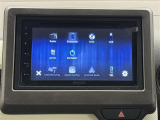 【6.8インチディスプレイオーディオ】KENWOOD製の6.8インチディスプレイオーディオ搭載。Apple CarPlay、AndroidAutoにも対応。