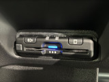 いまや快適なカーライフに欠かせないETCが付いています。