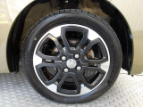グレード専用の純正15インチアルミ装着!タイヤサイズは165/55R15です