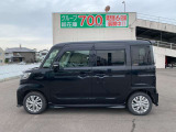 ルームクリーニングも隅々まで綺麗にしてお渡ししています。他店の車のクオリティと比較してください!!!