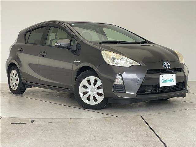 アクア 1.5 S 修復歴無し